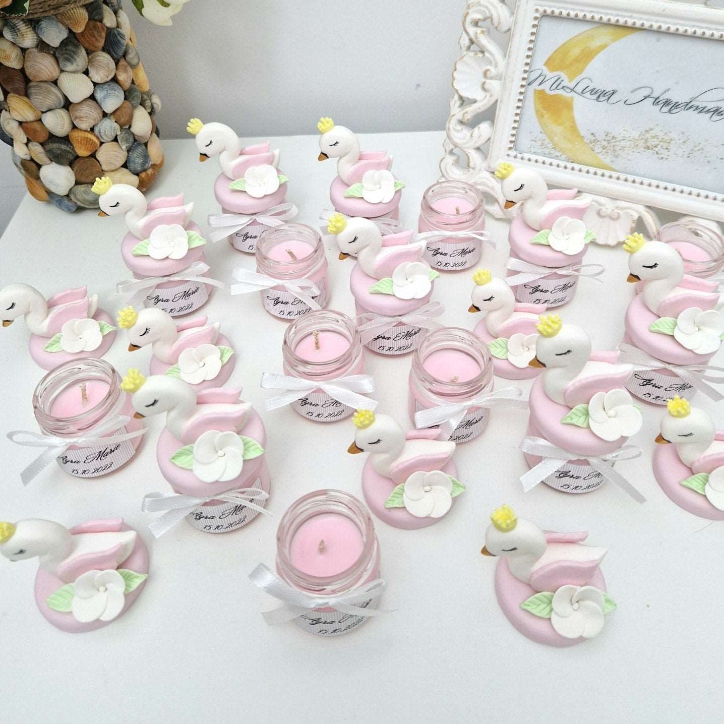 Marturie pentru botez lumanare din ceara - Lebada - MiLuna Handmade