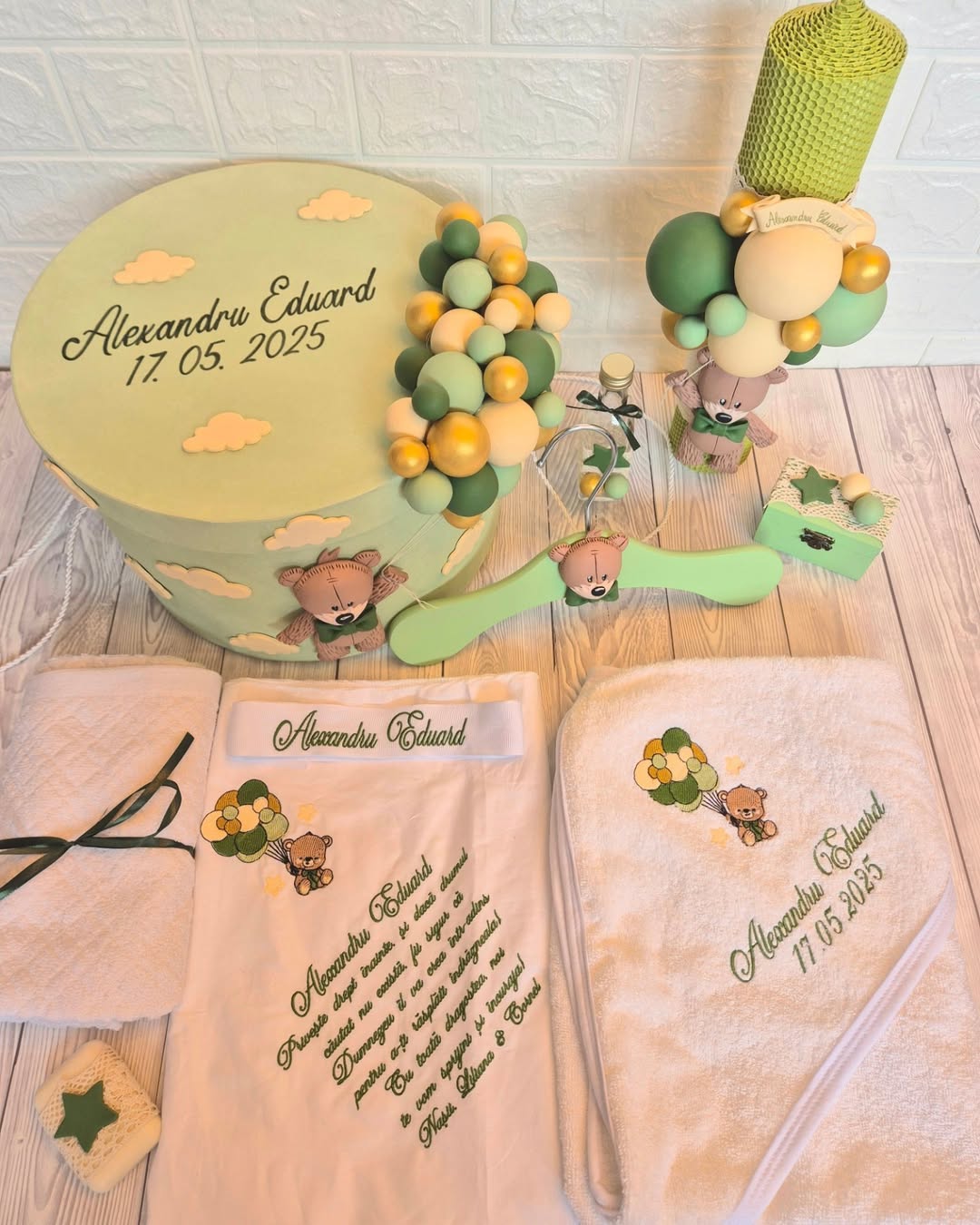 Trusou personalizat + Cutie cu tematica Teddy Bear Verde Fistic