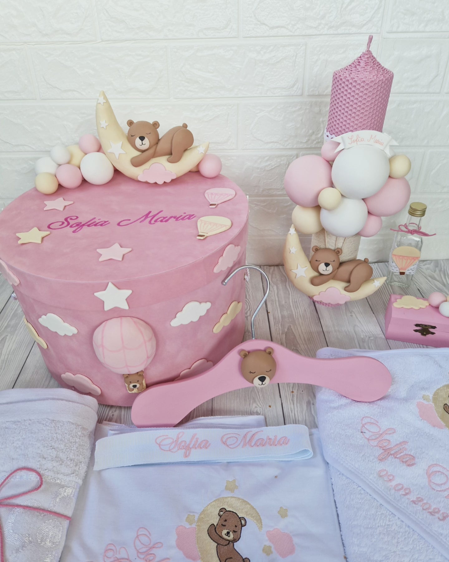 Trusou personalizat + Cutie cu tematica Ursulet pe Luna - Roz - MiLuna Handmade