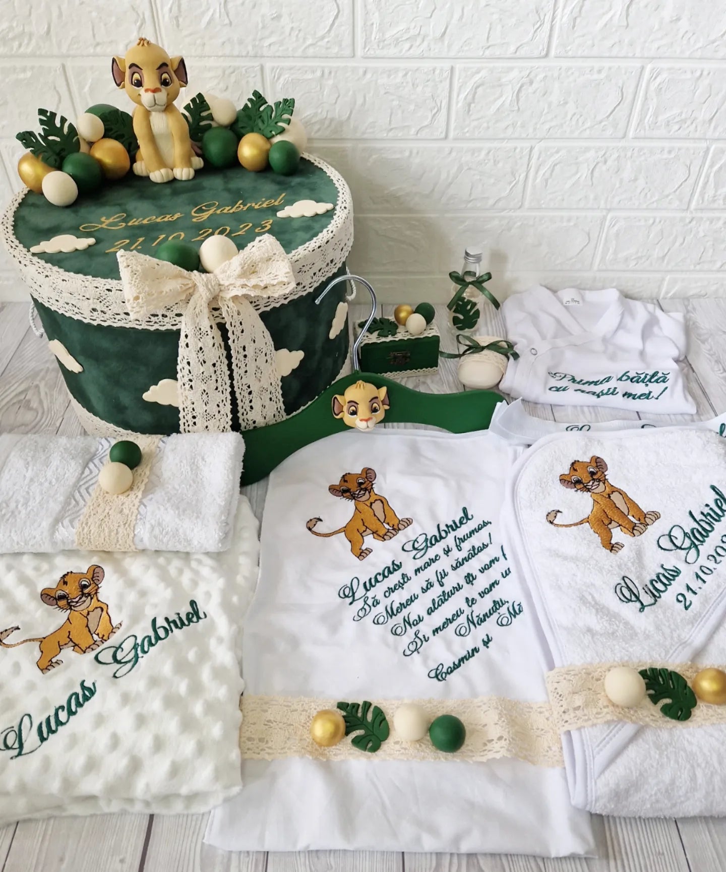 Trusou personalizat + Cutie cu tematica Lion King, Simba - MiLuna Handmade