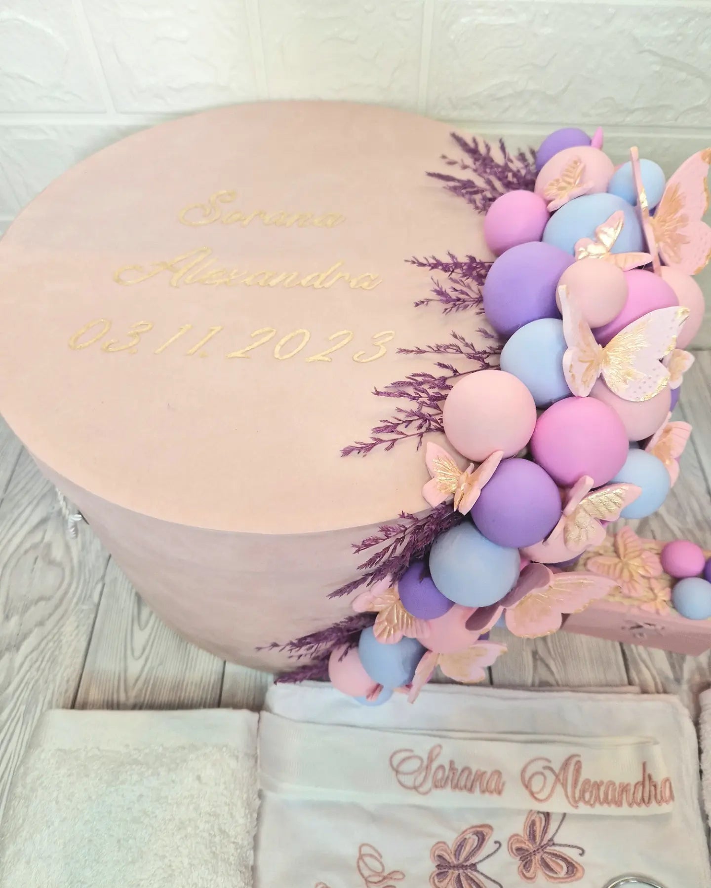 Trusou personalizat + Cutie cu tematica Butterfly - MiLuna Handmade
