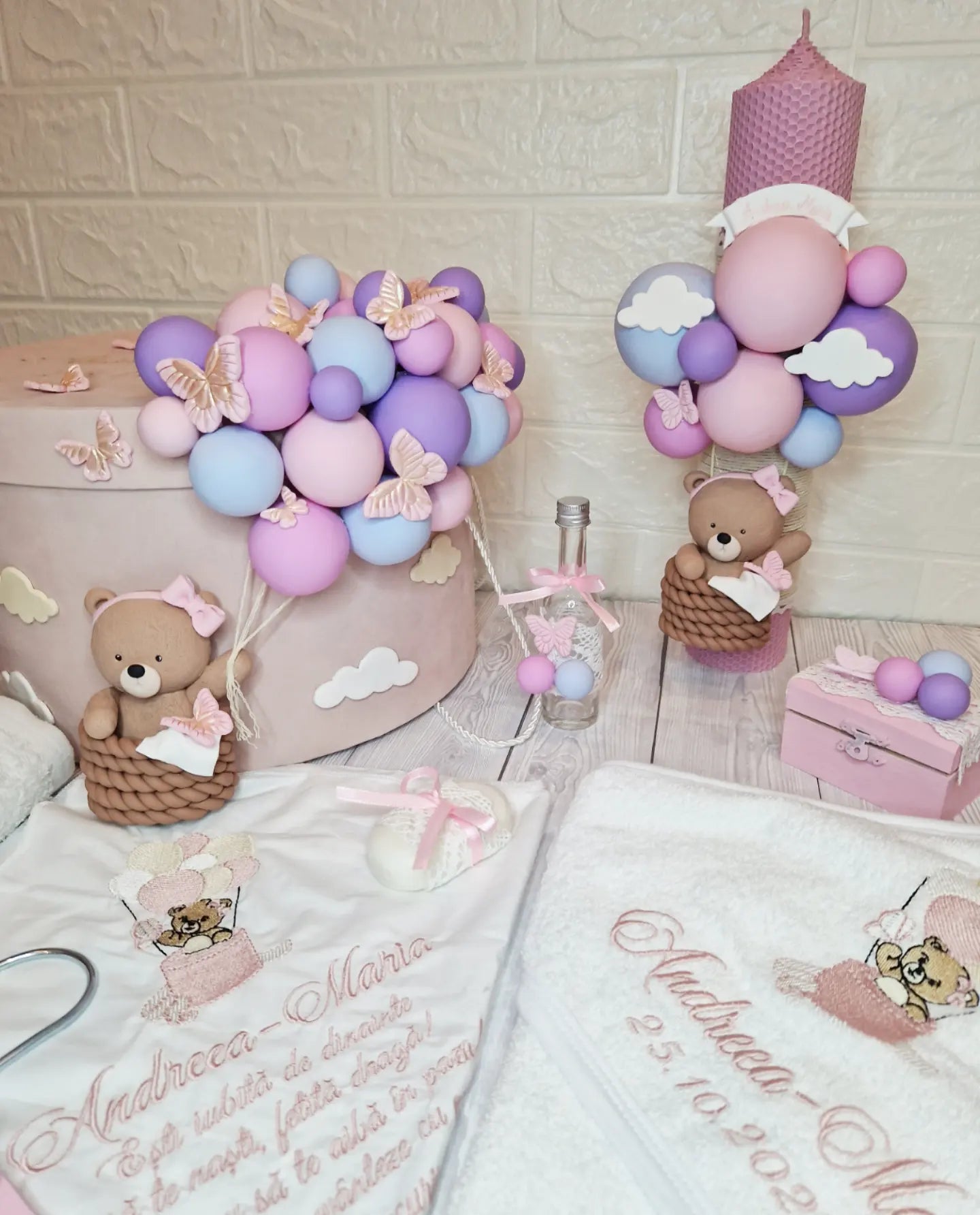 Trusou personalizat + Cutie cu tematica Ursulet in cosulet si Baloane - MiLuna Handmade