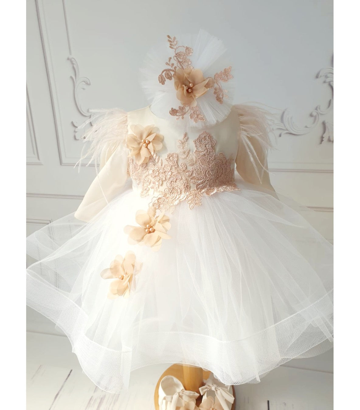 Flores rochita botez cu flori aplicate - MiLuna Handmade