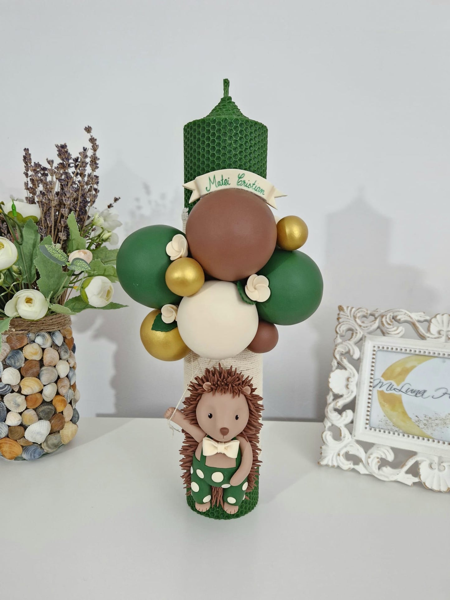 Lumanare de botez din ceara naturala, Arici - MiLuna Handmade