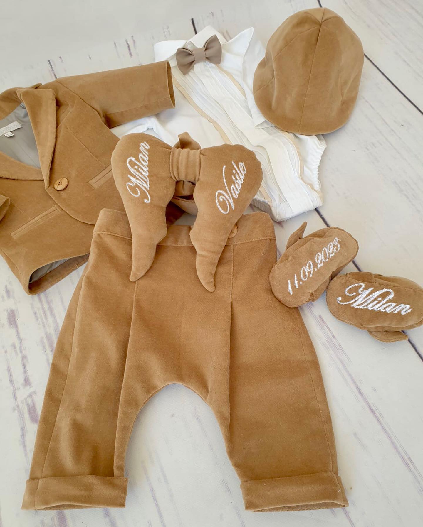 Costum catifea aripi inger Adorable, crem - MiLuna Handmade