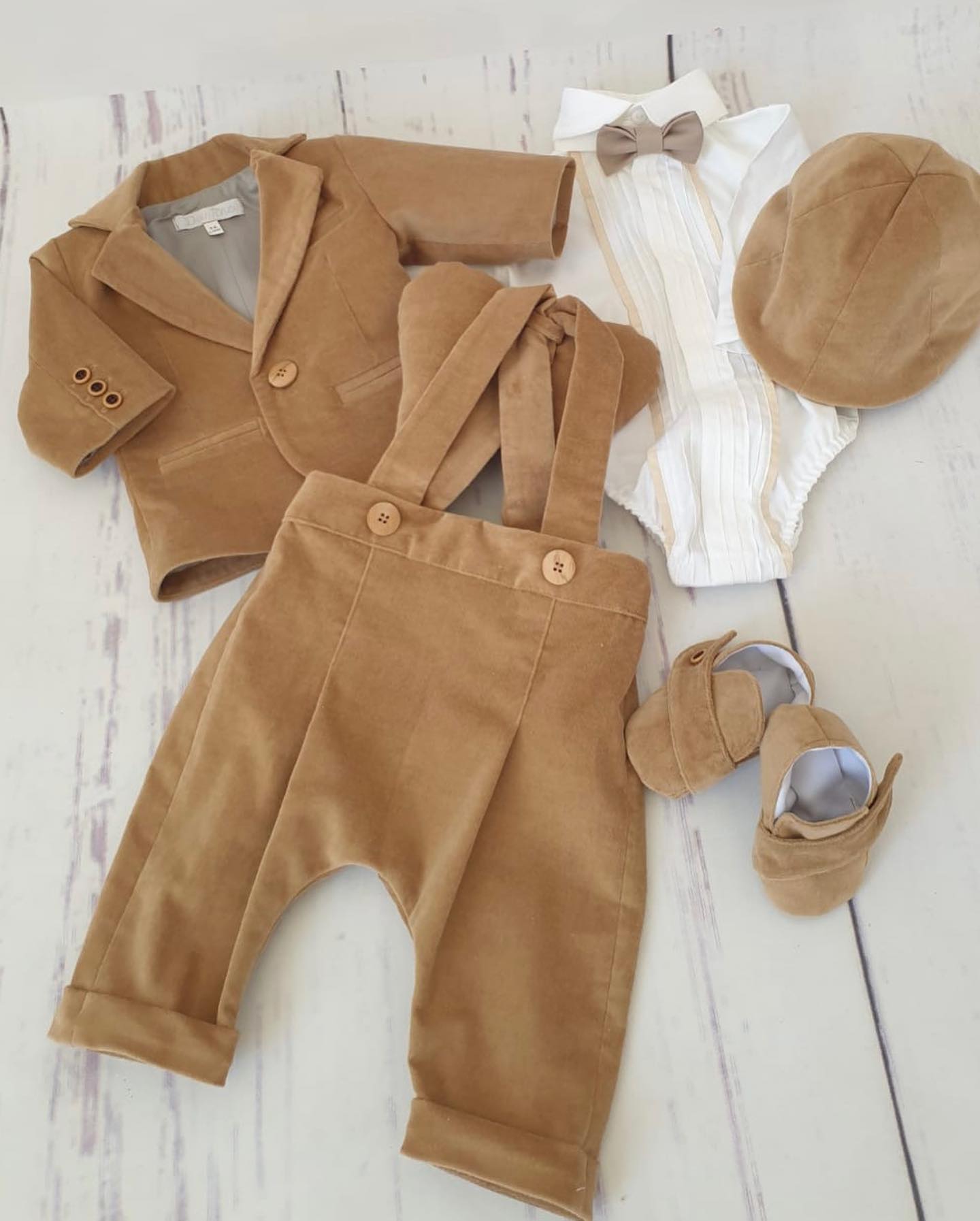 Costum catifea aripi inger Adorable, crem - MiLuna Handmade