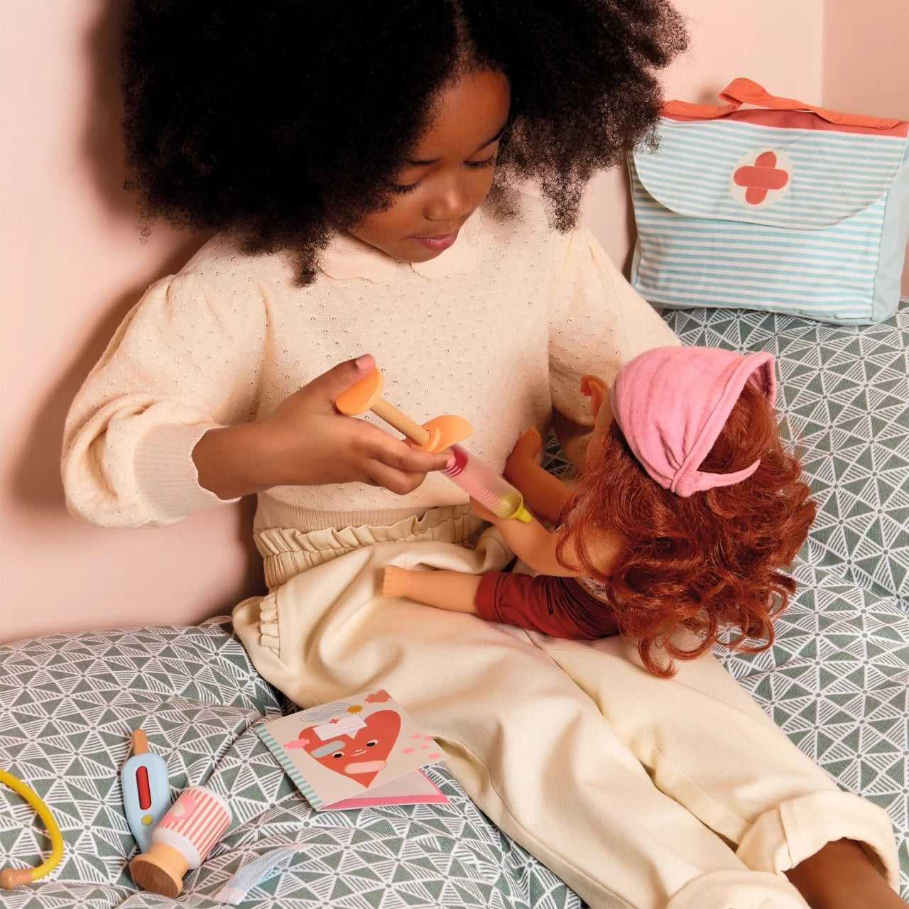 Papusa Frumoasa Sophie, Djeco - MiLuna Handmade