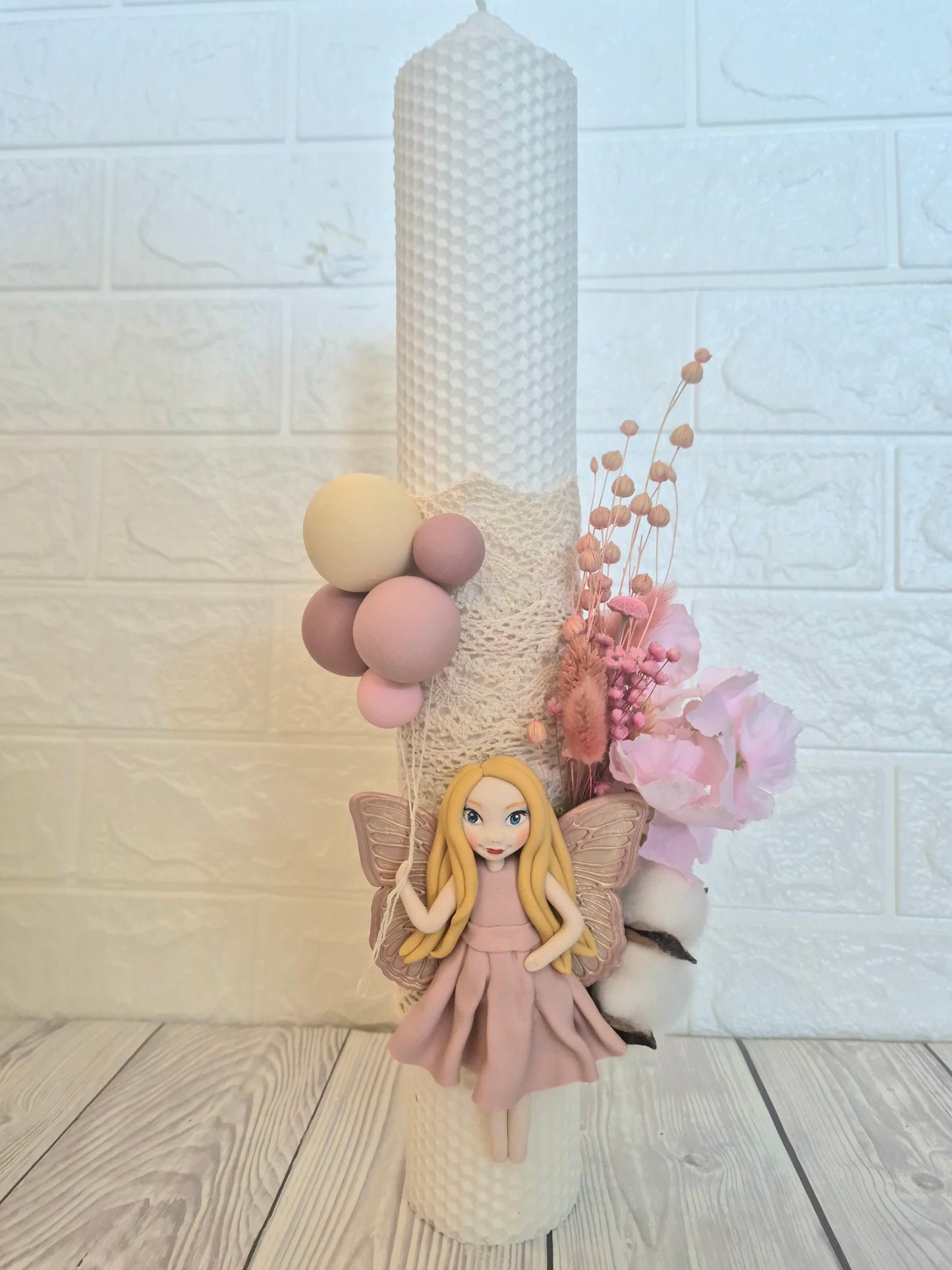 Lumanare de botez din ceara naturala Fetita Fluture - MiLuna Handmade