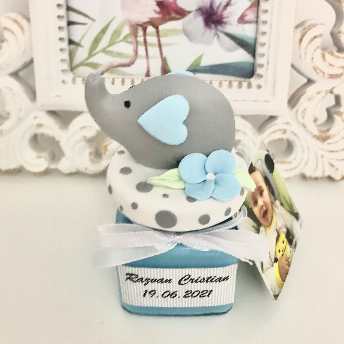 Marturie pentru botez lumanare din ceara - Elefant, bleu - MiLuna Handmade