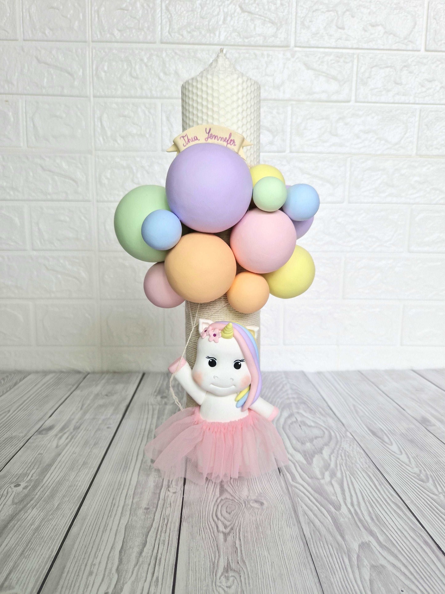 Lumanare de botez din ceara naturala Unicorn cu fustita - MiLuna Handmade