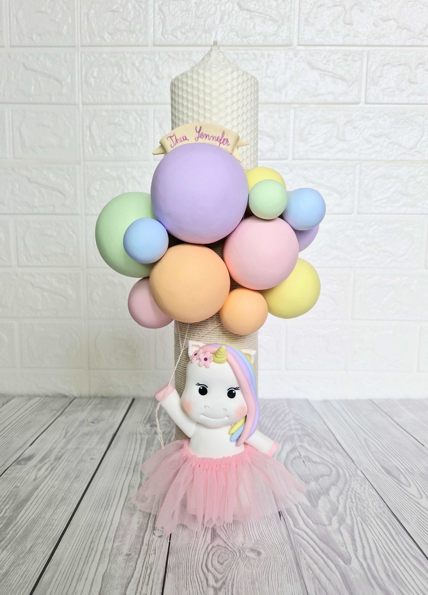 Lumanare de botez din ceara naturala Unicorn cu fustita - MiLuna Handmade