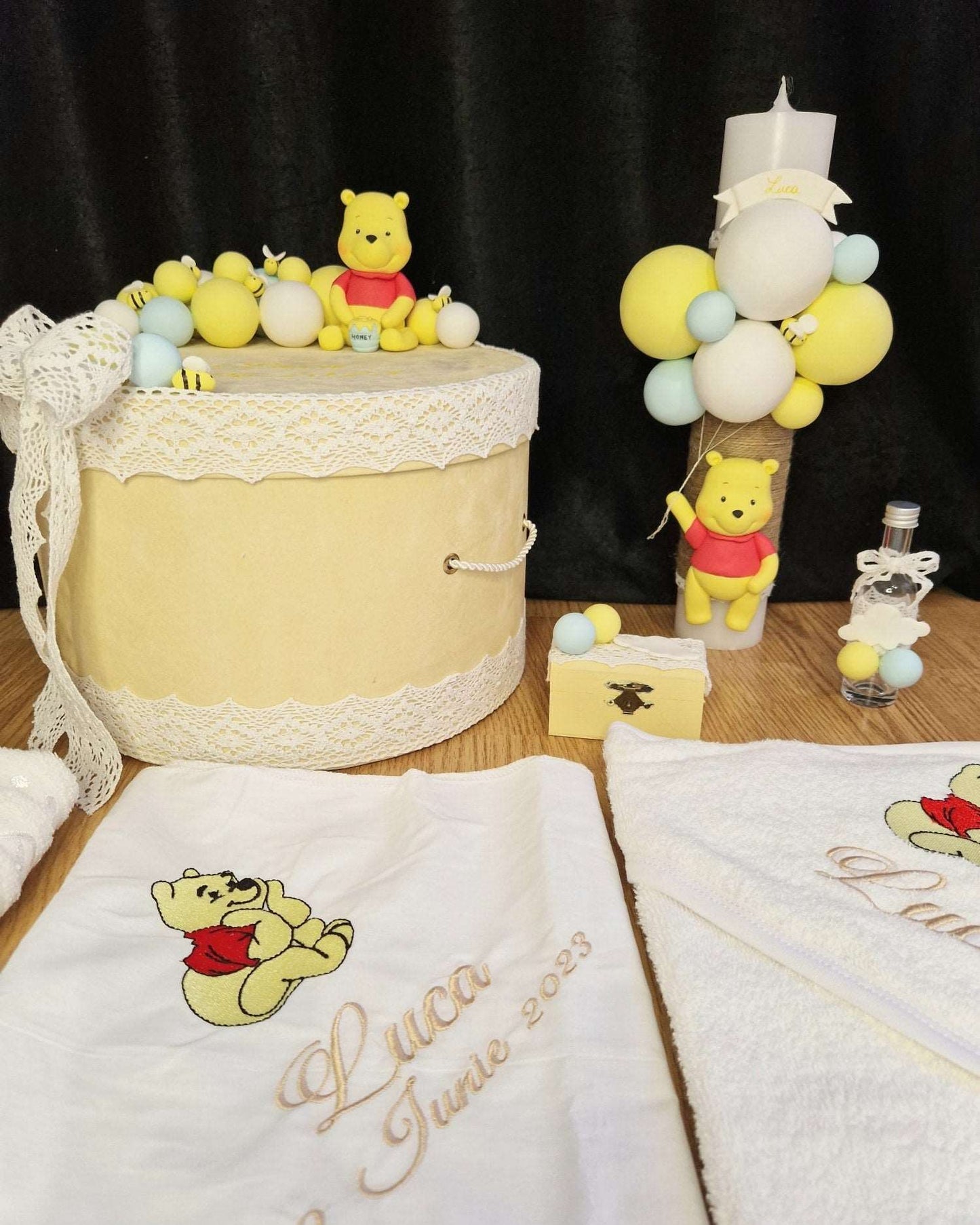 Trusou personalizat + Cutie cu tematica Winnie the Pooh - MiLuna Handmade