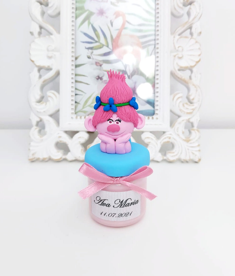 Marturie pentru botez lumanare din ceara Tematica Trolls - Poppy - MiLuna Handmade