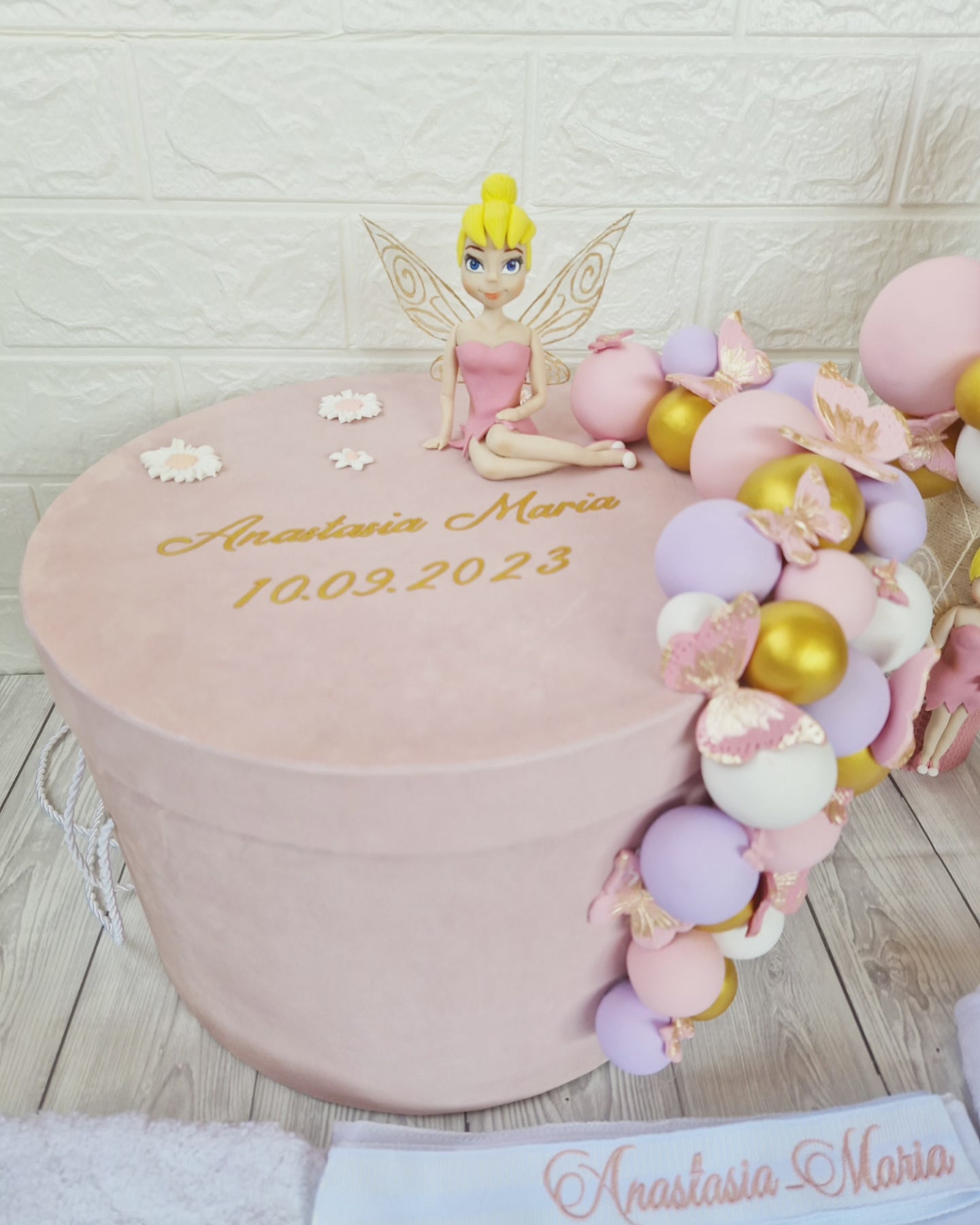 Trusou personalizat + Cutie cu tematica TinkerBell - MiLuna Handmade