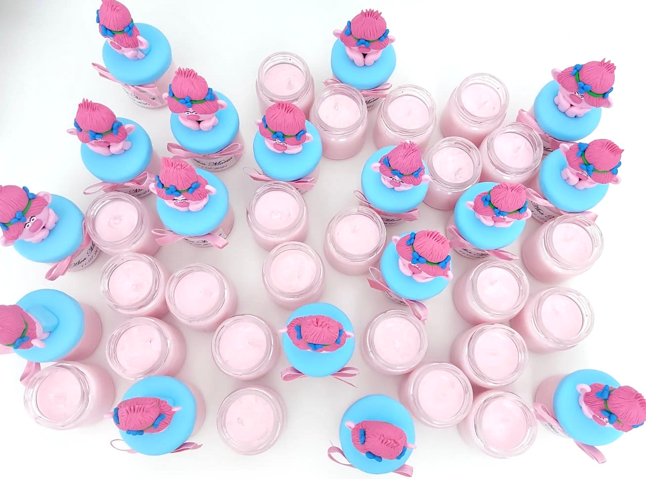 Marturie pentru botez lumanare din ceara Tematica Trolls - Poppy - MiLuna Handmade