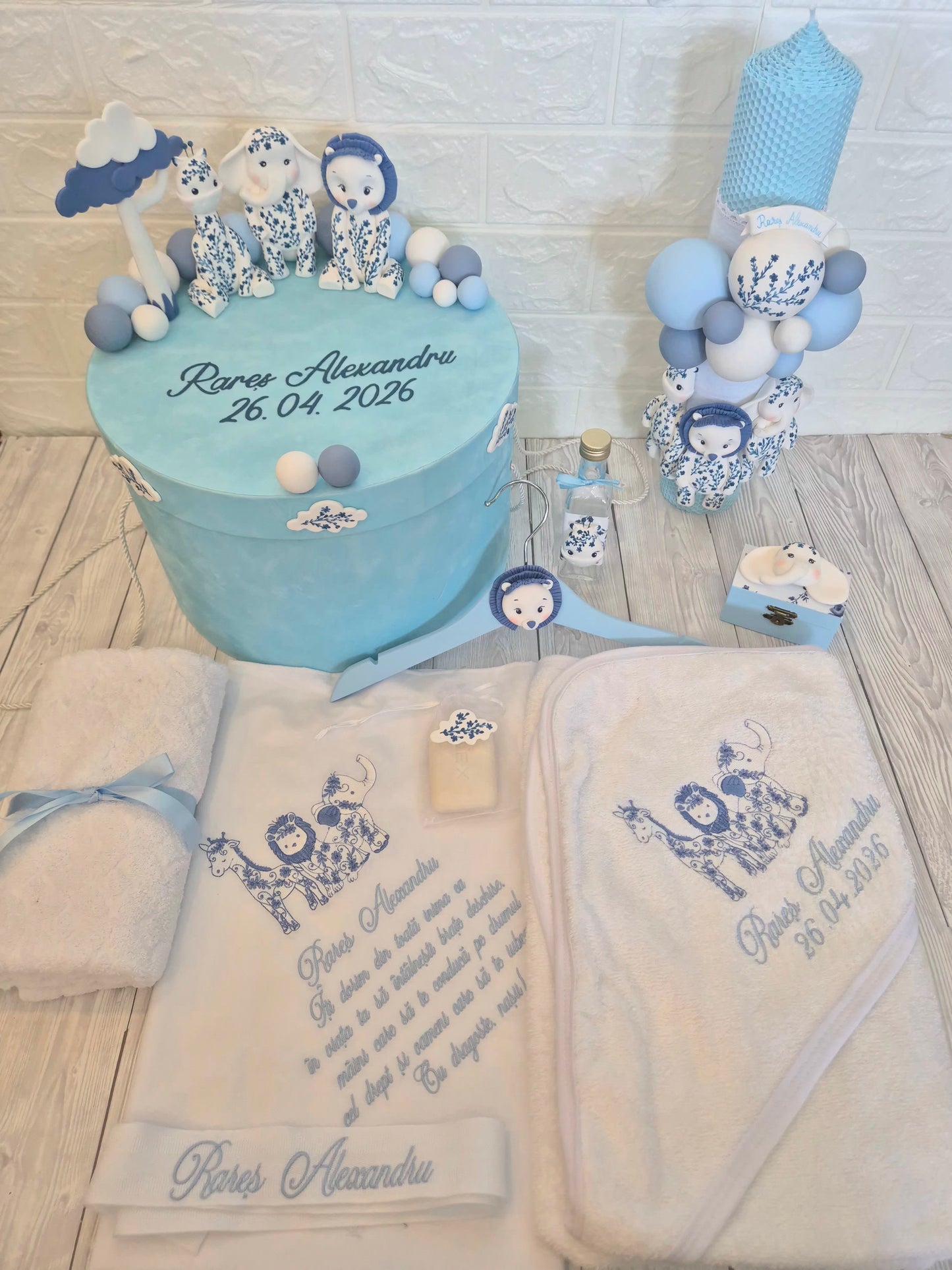 Trusou personalizat + Cutie cu tematica Safari blue - MiLuna Handmade
