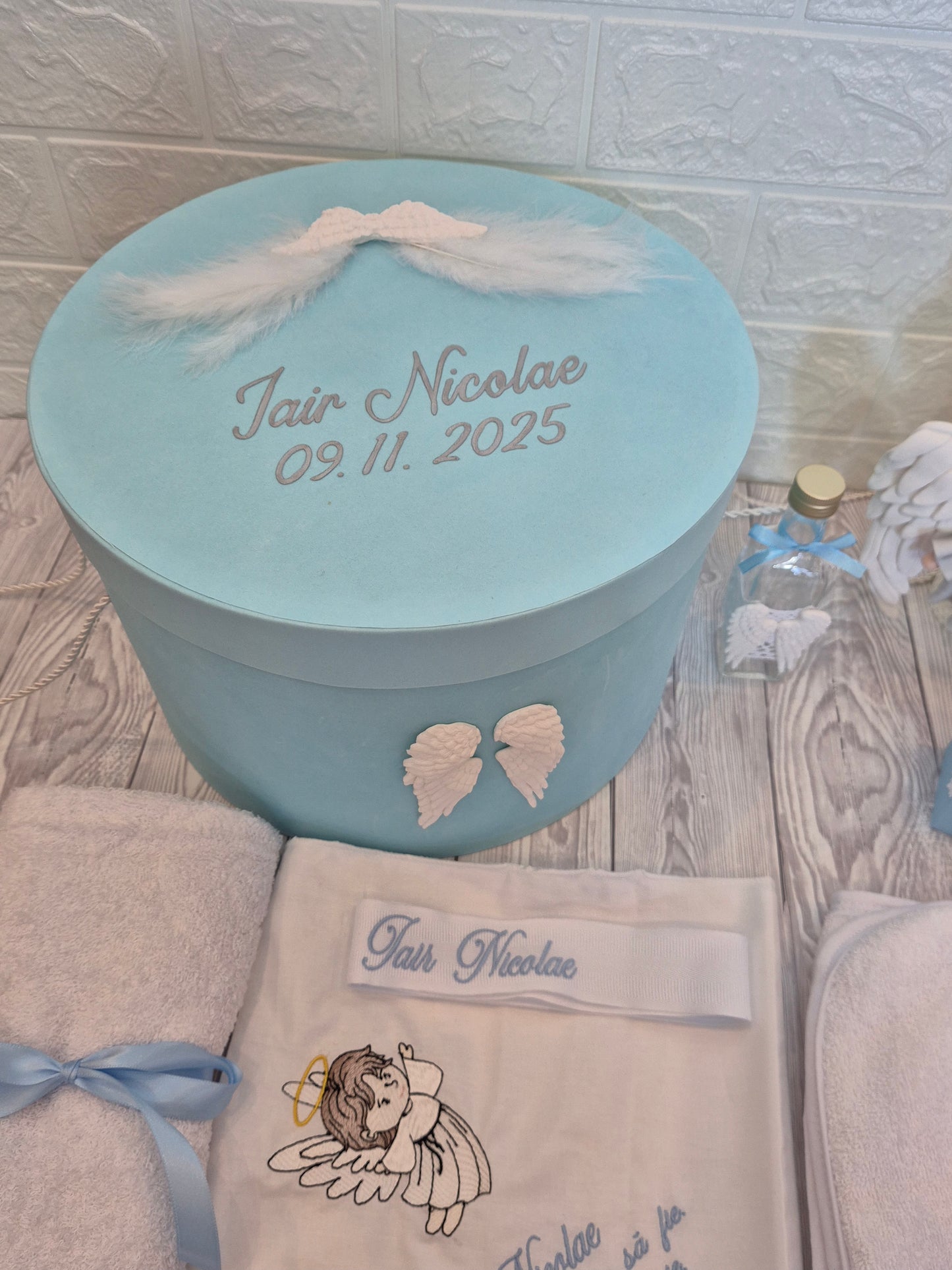 Trusou personalizat + Cutie cu tematica Ingeras - MiLuna Handmade