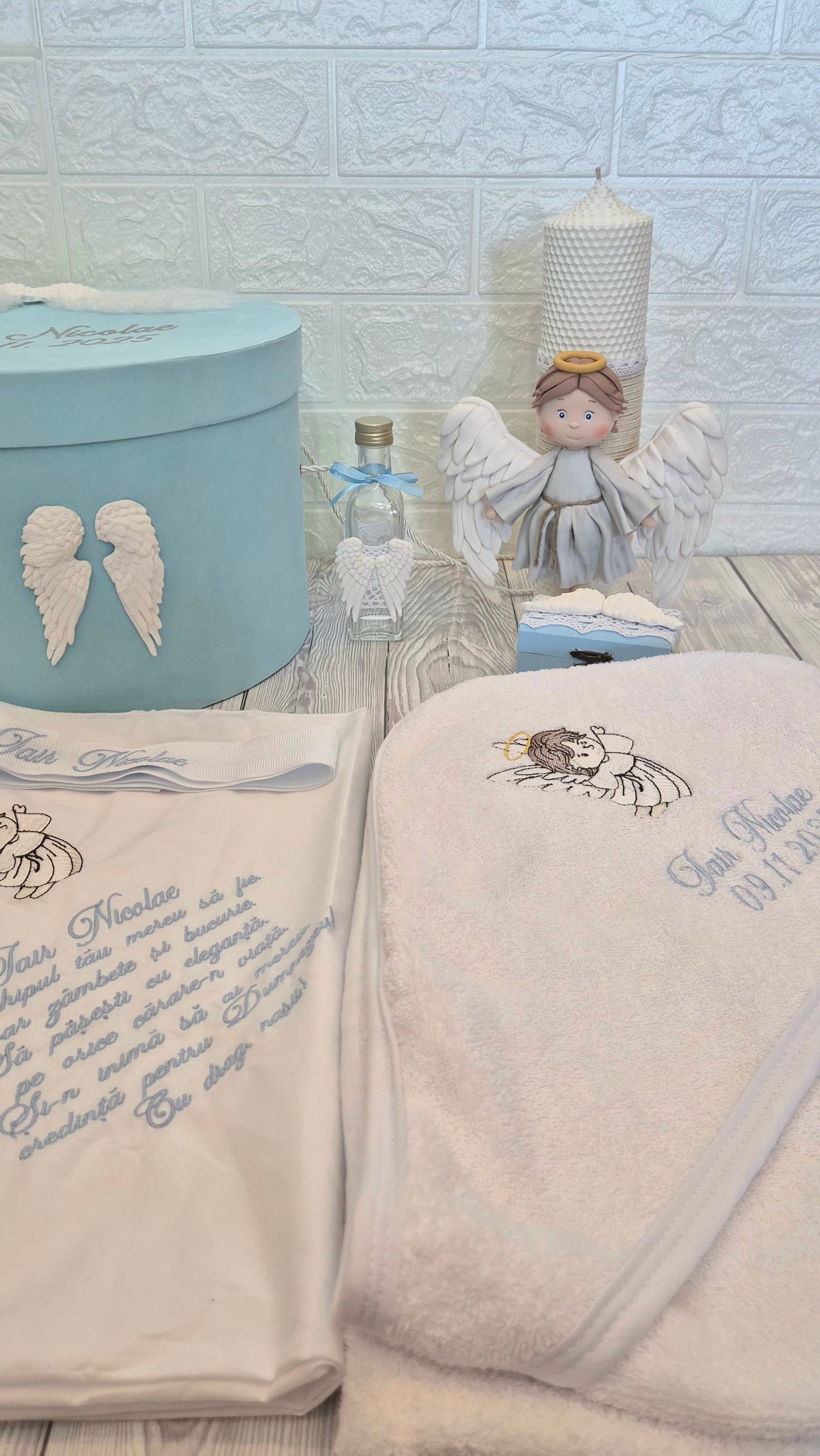 Trusou personalizat + Cutie cu tematica Ingeras - MiLuna Handmade