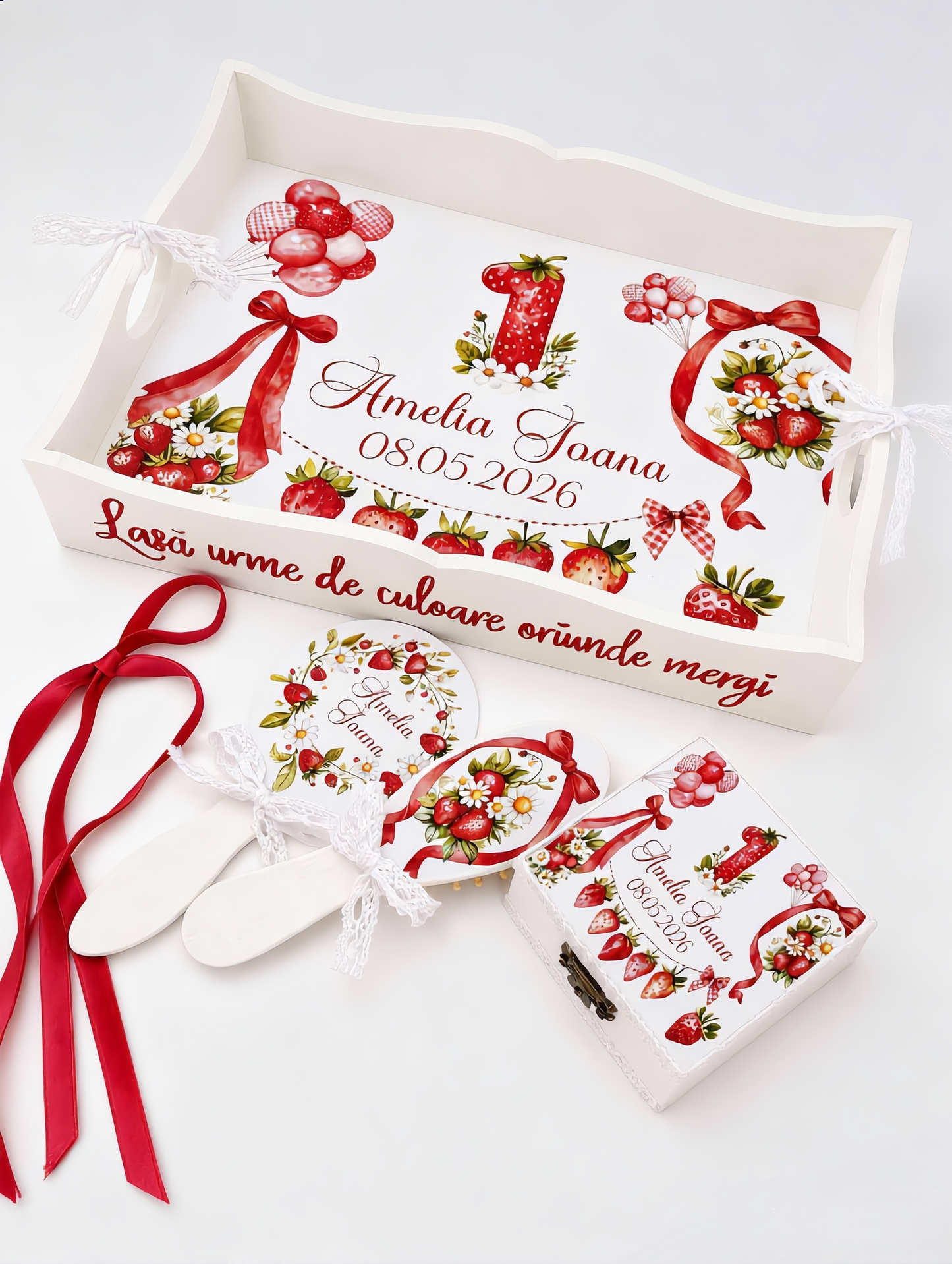 Set tavita pentru mot - Set 1 an Capsuni - MiLuna Handmade