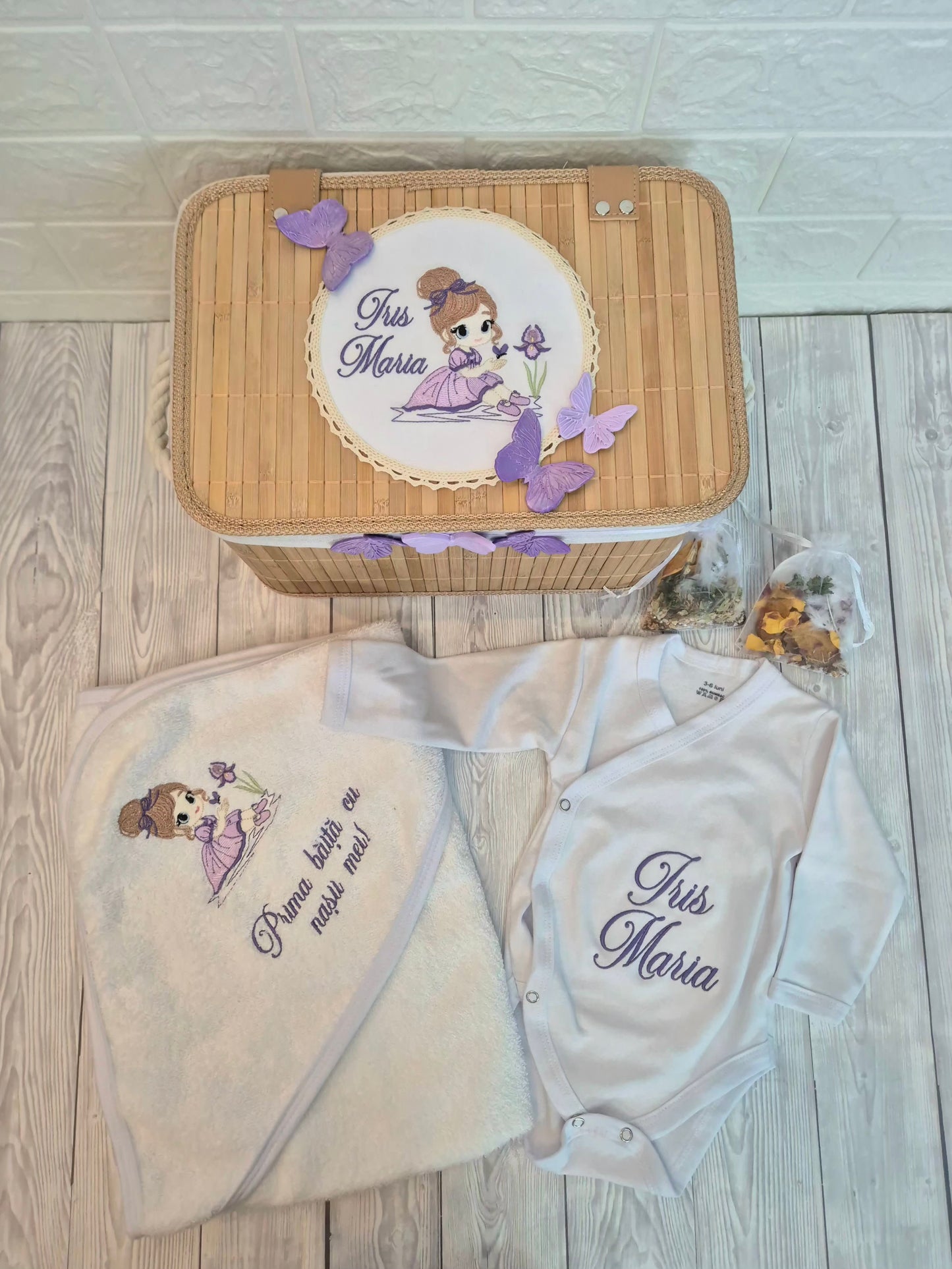 Set Prima Băiță cu Nașii Mei Fetita cu Iris - MiLuna Handmade